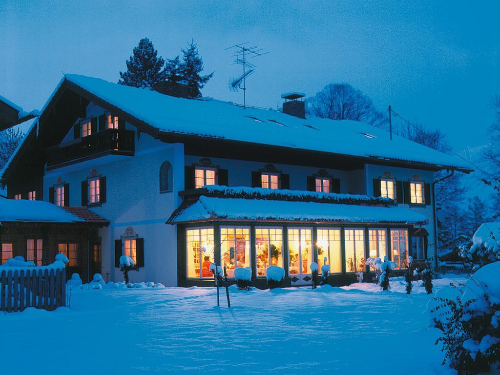 Landhaus Benediktenhof บัดเทิลซ์ ภายนอก รูปภาพ