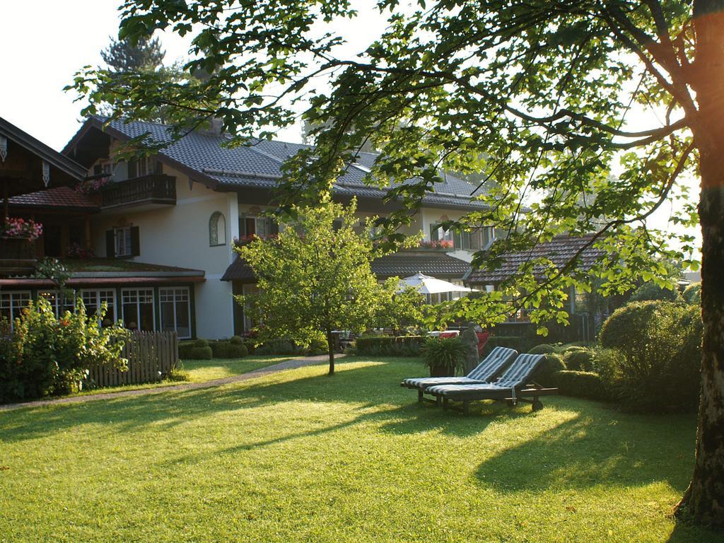 Landhaus Benediktenhof บัดเทิลซ์ ภายนอก รูปภาพ